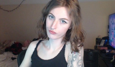 littledeadfairy xxx star photo