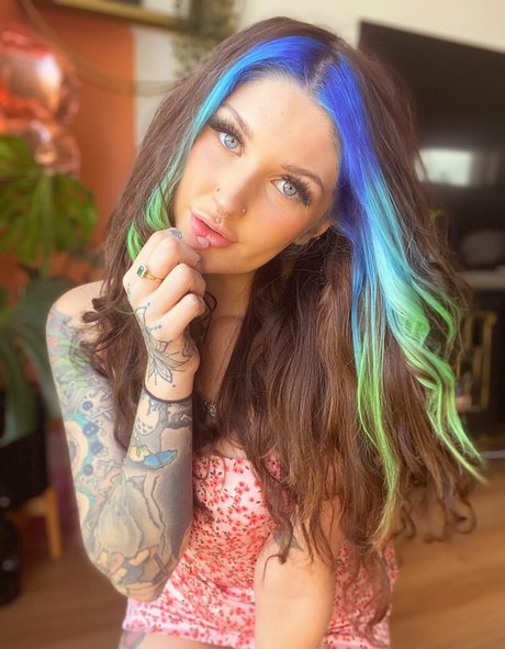 akiramaisuicide exclusive pornstar images