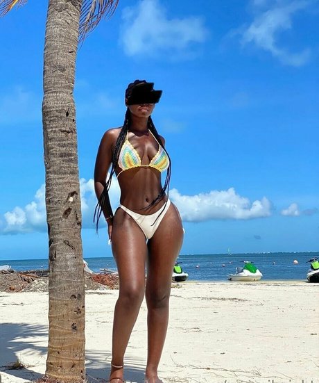 noamiknight art pornstar pictures