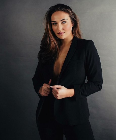 Shaylee Starr star pornographic photo