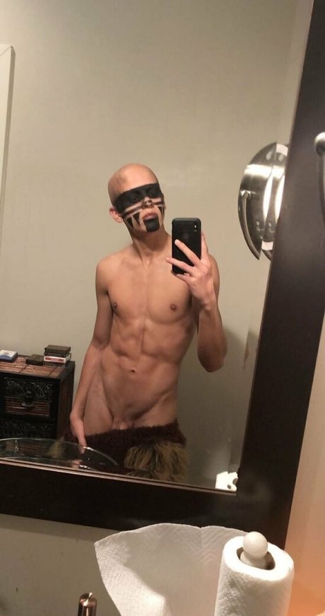 xtheromanempire1 model erotic pics