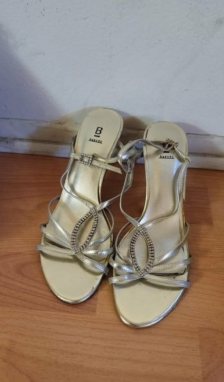 elizabethtran exclusive pornstar img