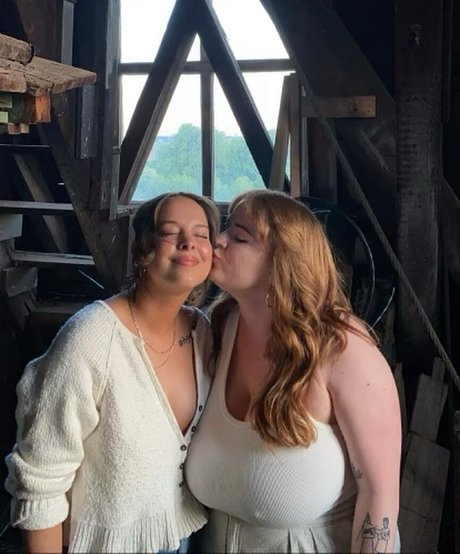 Cayley M pornstar adult image