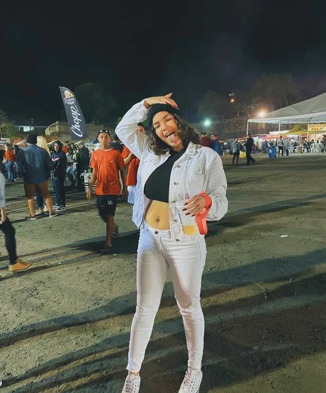 Alice M sexy actress images