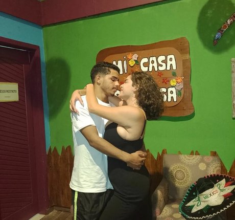 Alice M nudes model images