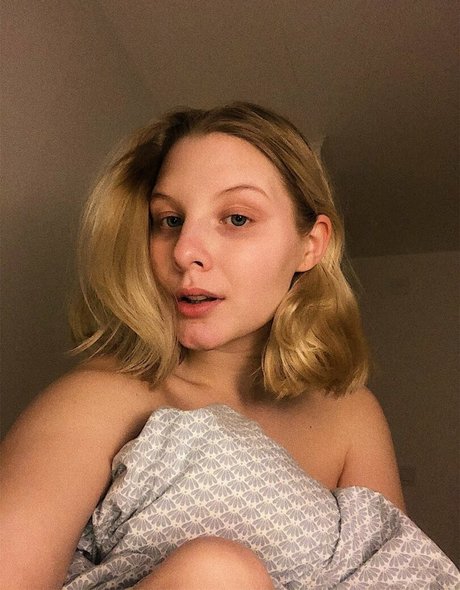 Stina art star picture