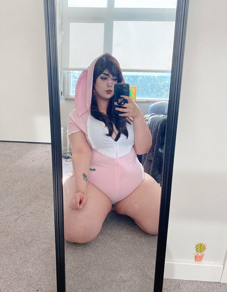 satanpanties666free erotic star pic