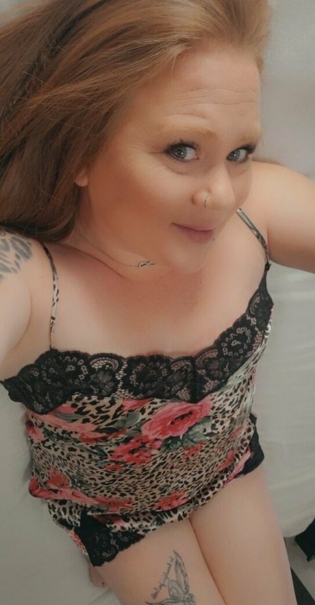 redlotus617 xxx model pic