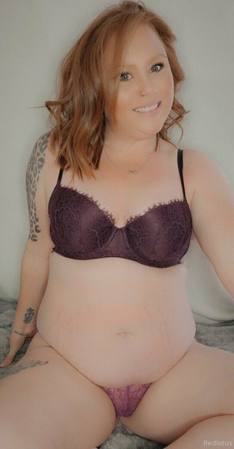 redlotus617 pornstar image