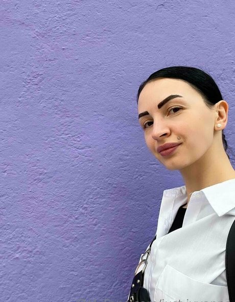 just ivvanna sexy star image