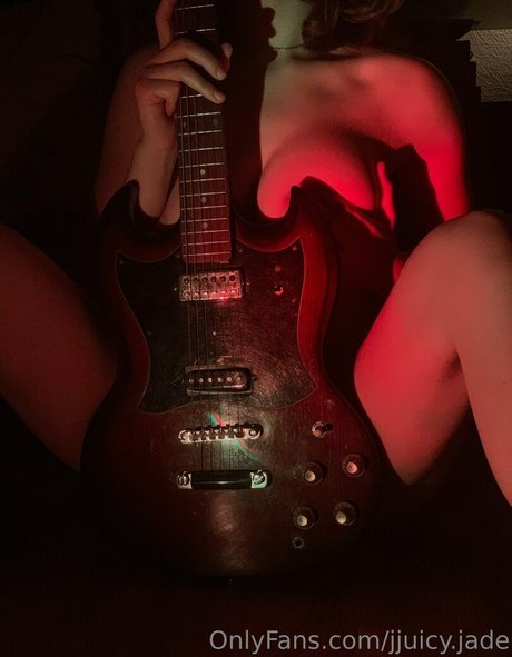 jjuicy jade hd model img