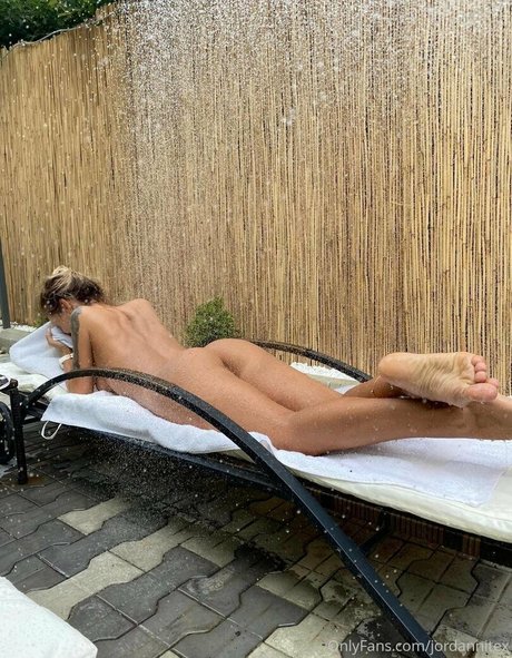 jordannitex model free photo