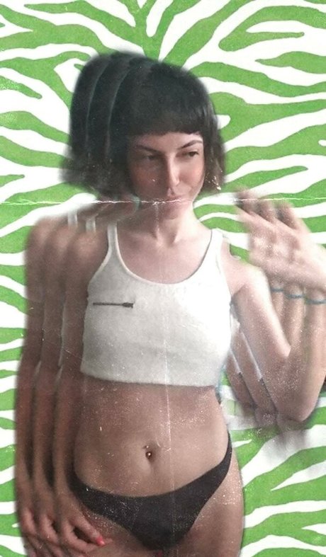 Busra cabuk free star gallery