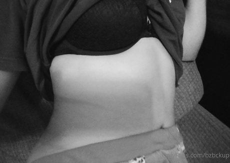 bzbckup star nude image