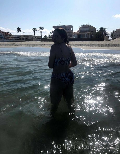 bzbckup pornstar img