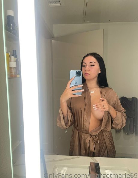 margotmarie69 pornographic star image