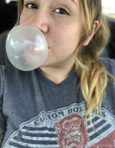 madibaileyx xxx actress galleries