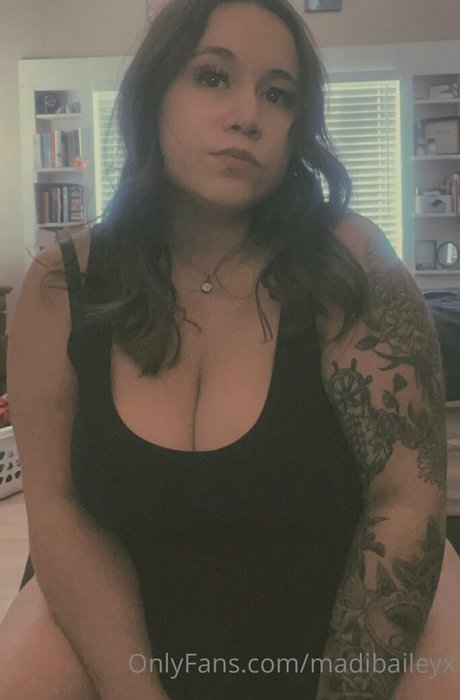 madibaileyx top star pictures