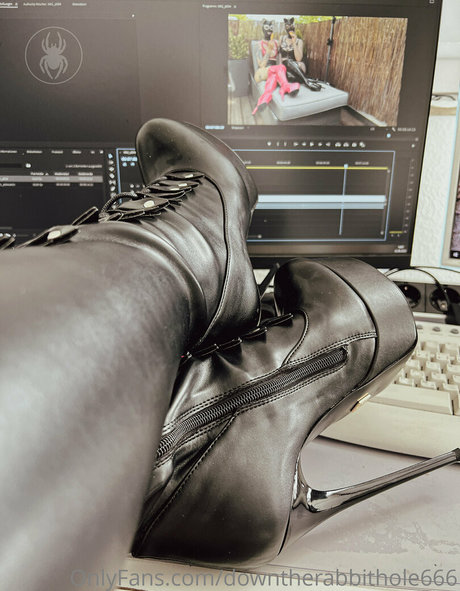 downtherabbithole666 perfect pornstar image