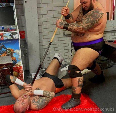 wolfcockchubs nudes star galleries