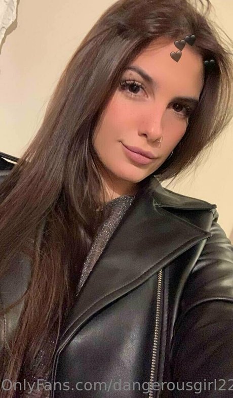 dangerousgirl22 nude star archive