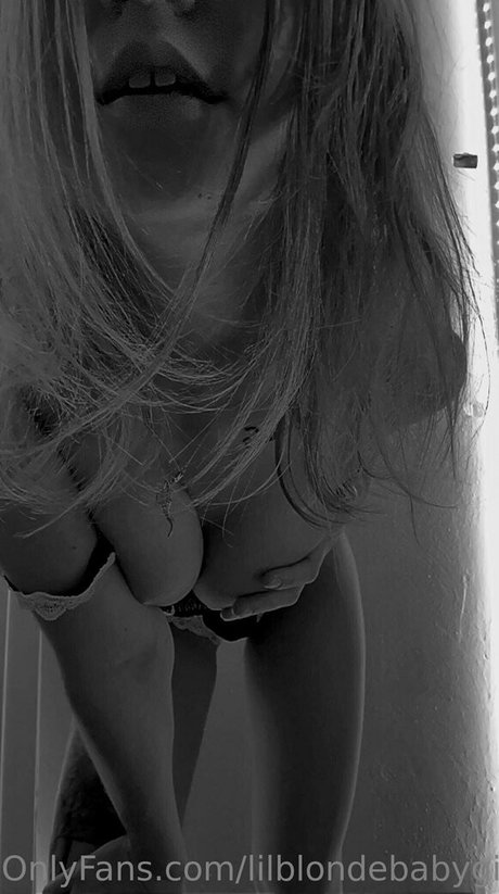 lilblondebabygirl beautiful pornstar photos