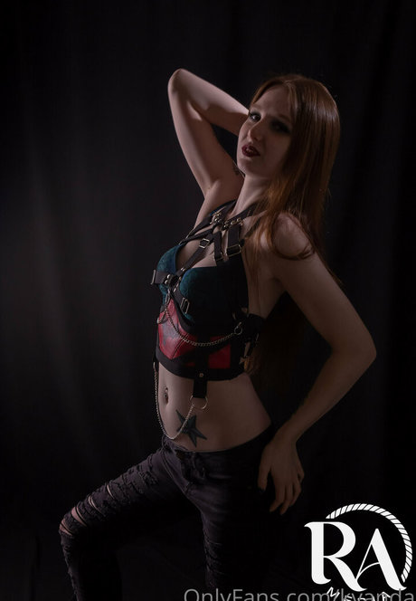 kvanda nudes model photo