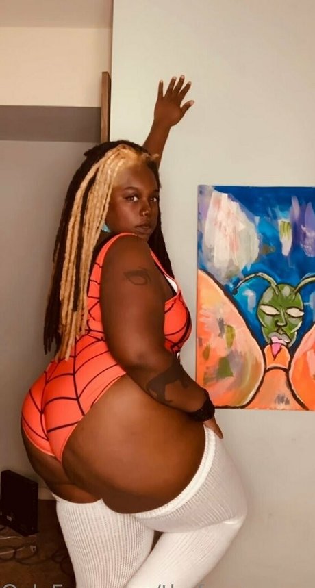 thefamouspeachesandcream star adult images