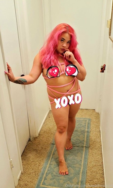 kawaiiknockout sexy model img