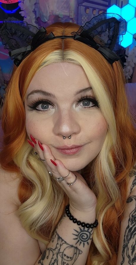 awkwardsxccxbxs porn star archive