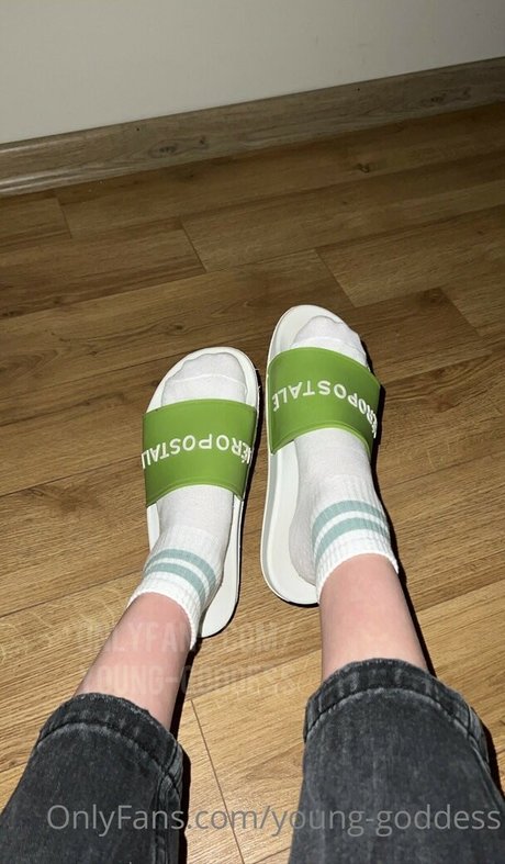 YoungGoddess high quality star image