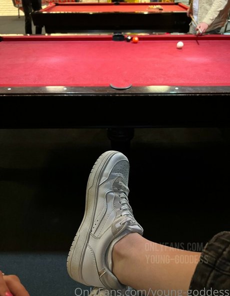 YoungGoddess model high quality img