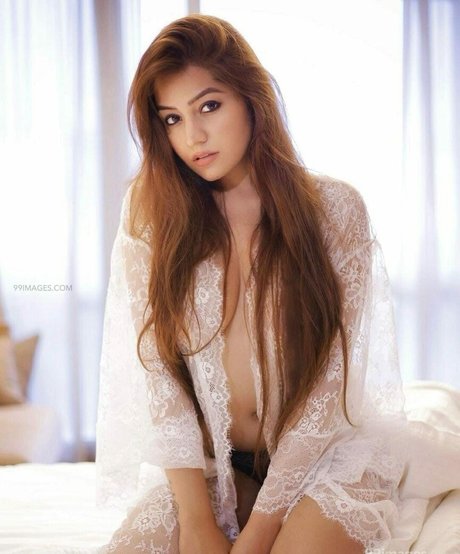 cheerleader nude onlyfans art nude gallery