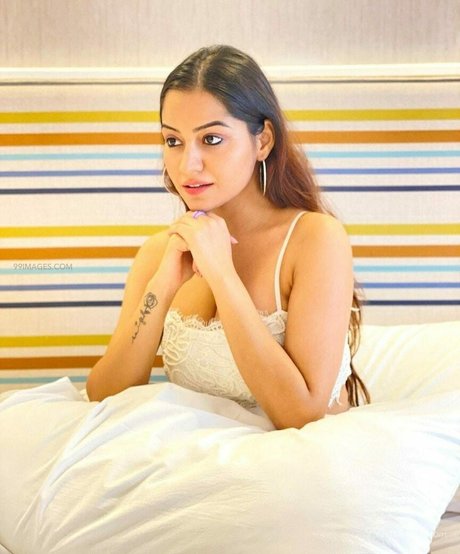 Simran Kaur Hundal pornstar exclusive images