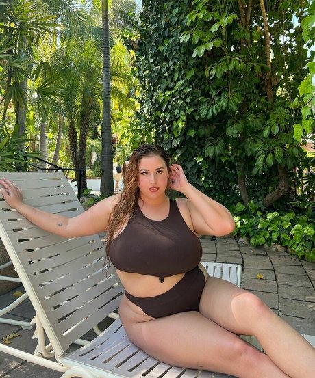 Lo Sangstaaa pornstar nudes pictures