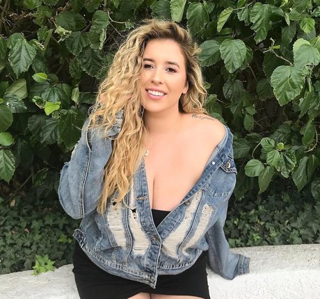 teen dildo onlyfans sexy naked picture