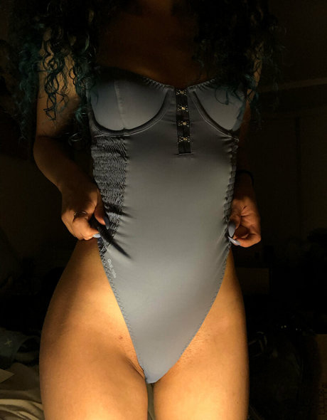 hairy milf onlyfans pornos pics