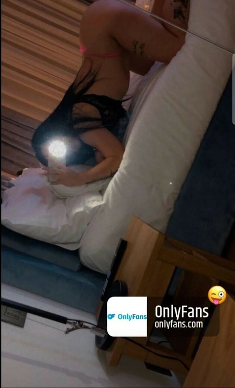 gabicaa nudes star image