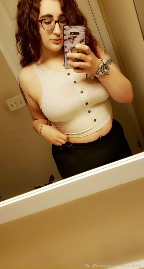 jennarainnfree star naked picture