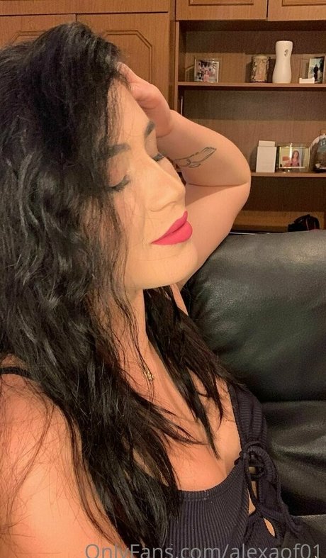 alexaof01 pornographic model archive