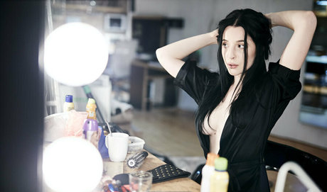 heyitsquinn model pretty archive