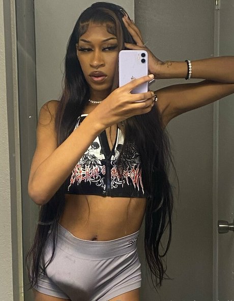 tstxkyodoll nude actress gallery