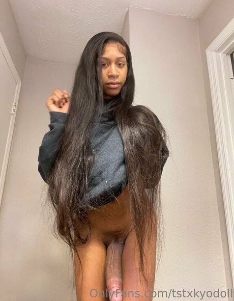 tstxkyodoll pornstar art picture