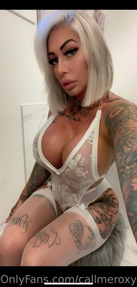 callmeroxyfree sexy pornstar picture