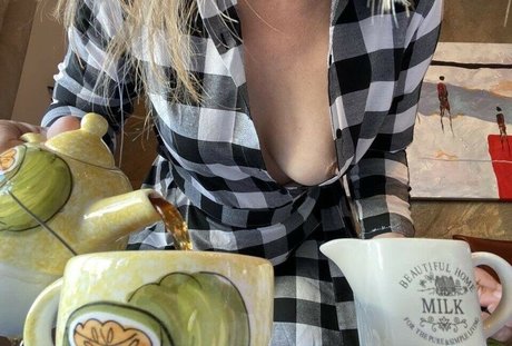 Emilyamateur high quality pornstar picture