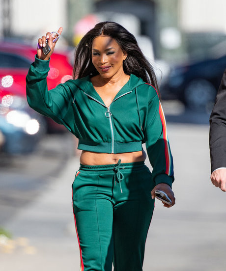 Angela Bassett xxx actress images