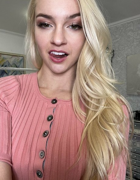 Mandy Marx free model pics