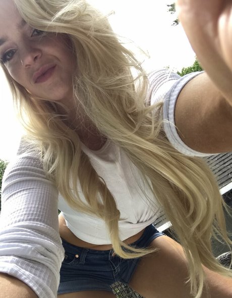 Mandy Marx pornstar high quality picture