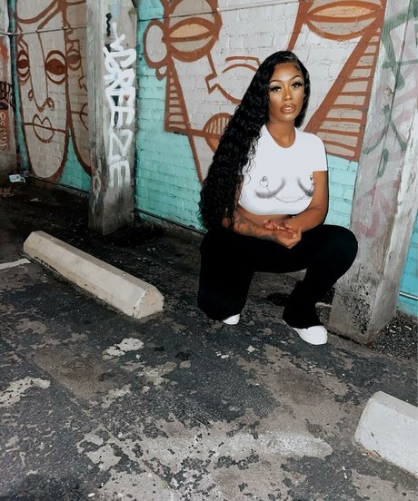 NonnieBaby perfect pornstar pic