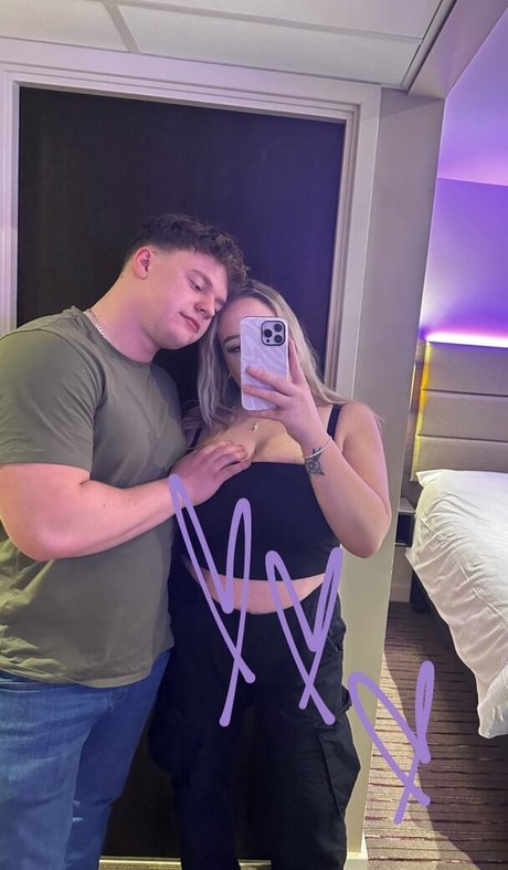 Emily Gillick star perfect photos